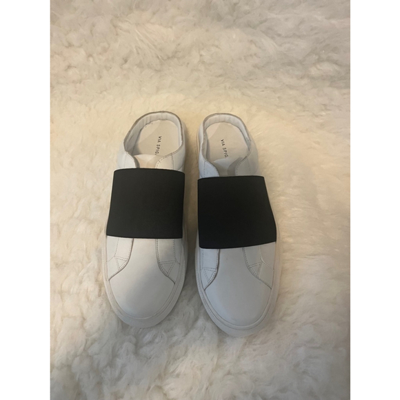 Via Spiga Women's Steele Leather Backless Slip-On Sneakers Size 8.5M - Picture 2 of 8